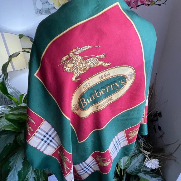 Burberry London Prorsum Silk Scarf. - Picture 1 of 13